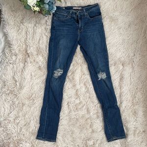 Levi’s 721 size 27 high rise skinny’s